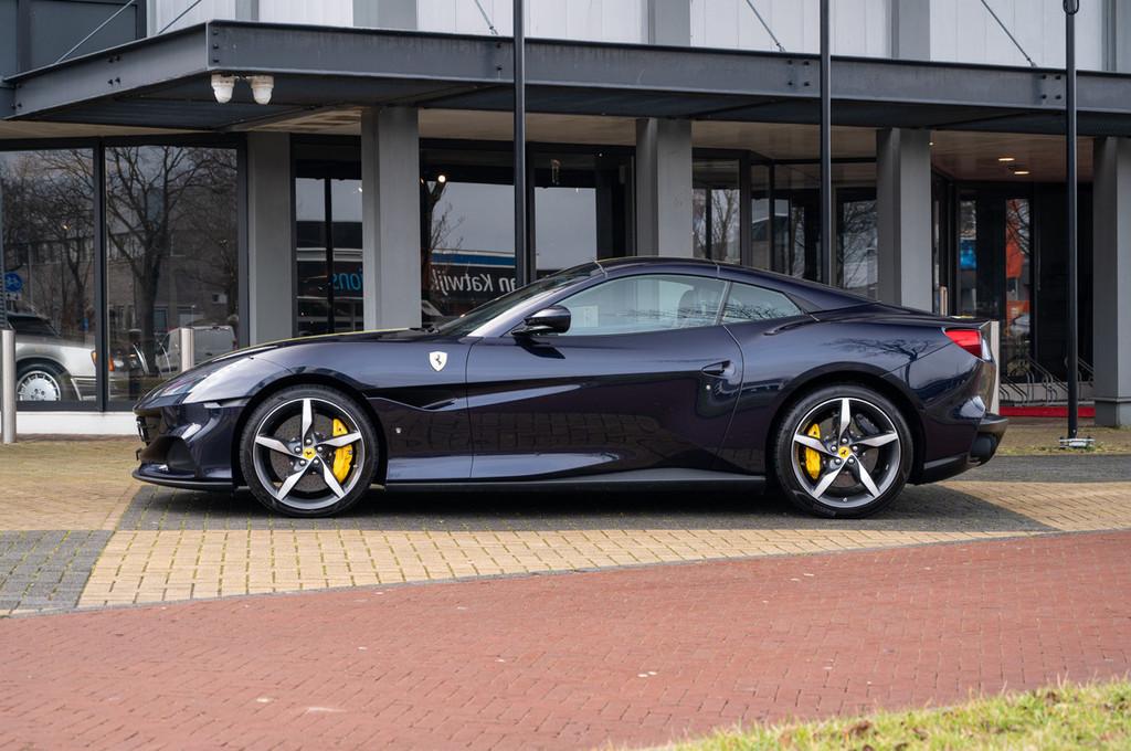 Ferrari Portofino M 3.9 V8 HELE (bj 2023, automaat), Automaat, Portofino, Gebruikt, Overige kleuren