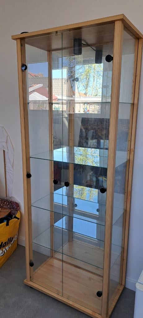 Vitrinekast met verlichting, spiegel en 4 glasplaten, Huis en Inrichting, Kasten | Vitrinekasten, Ophalen, Glas, 50 tot 100 cm