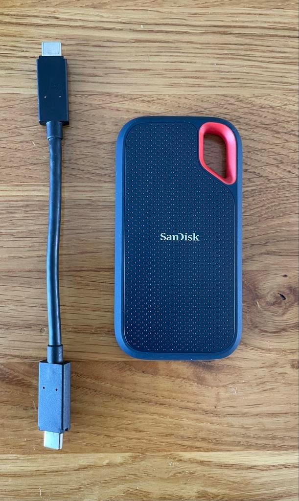 Like New - SanDisk Extreme Portable SSD | 4TB | 1050 Mbps, Computers en Software, Harde schijven, SSD, Zo goed als nieuw, Laptop