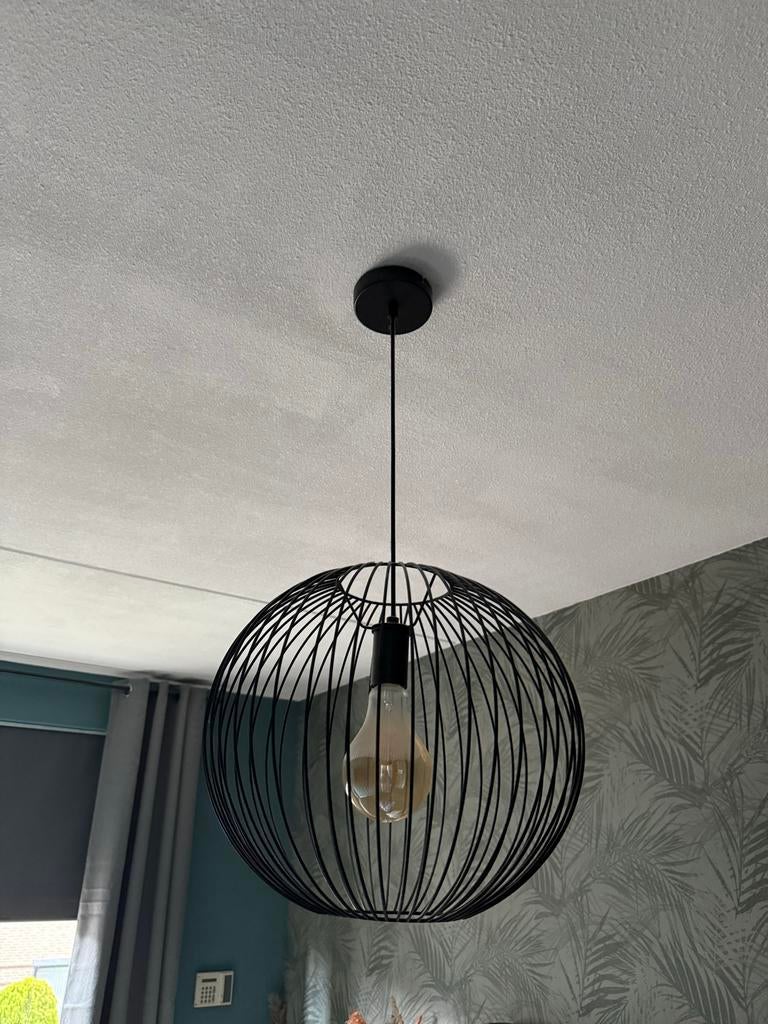 Moderne hanglamp Nikki Gamma - Zwart draadframe, Ophalen of Verzenden, Zo goed als nieuw, Metaal, 50 tot 75 cm