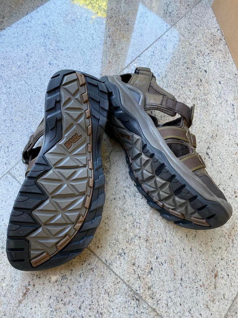 TEVA heren sandaal maat 43 - Nooit gedragen, Ophalen of Verzenden, Zo goed als nieuw, Bruin, Sandalen