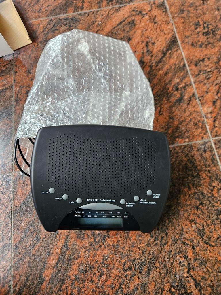 Gloednieuwe wekkerradio in originele verpakking, Ophalen of Verzenden, Nieuw