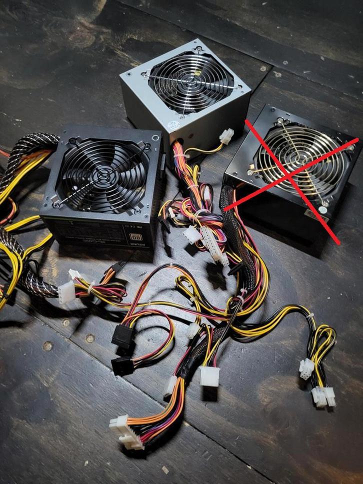 BUNDEL: Meerdere budget PC voedingen <600W., Computers en Software, Interne voedingen, Gebruikt, Ophalen of Verzenden