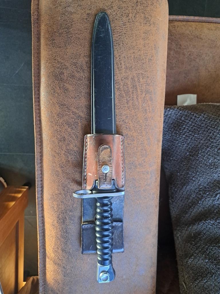 Schuur vondst bajonet, Ophalen of Verzenden, Landmacht, Overige gebieden, Mes of Dolk