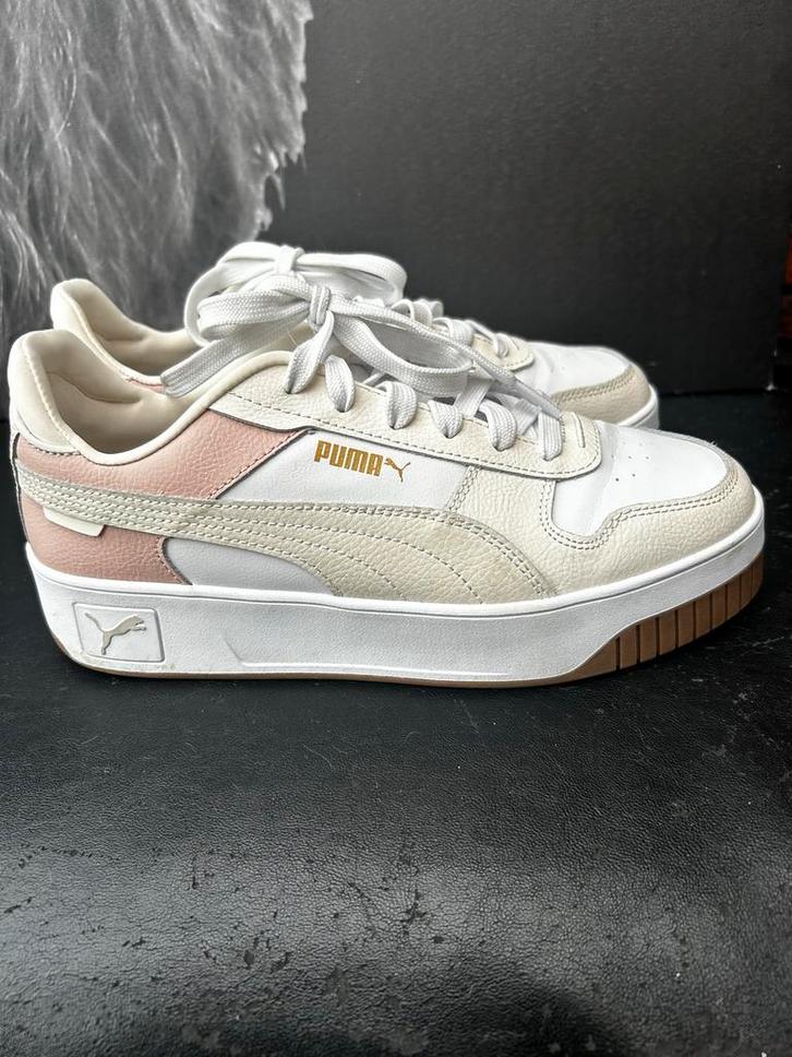 Puma Carina 2.0 sneakers wit/roze - Maat 39, Kleding | Dames, Schoenen, Zo goed als nieuw, Sneakers of Gympen, Wit, Ophalen of Verzenden