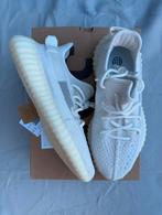 Yeezy 350 Boost white, Ophalen of Verzenden, Zo goed als nieuw, Wit