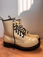 Licht gele Dr. Martens maat 37, Kleding | Dames, Schoenen, Geel, Lage of Enkellaarzen, Ophalen of Verzenden, Zo goed als nieuw