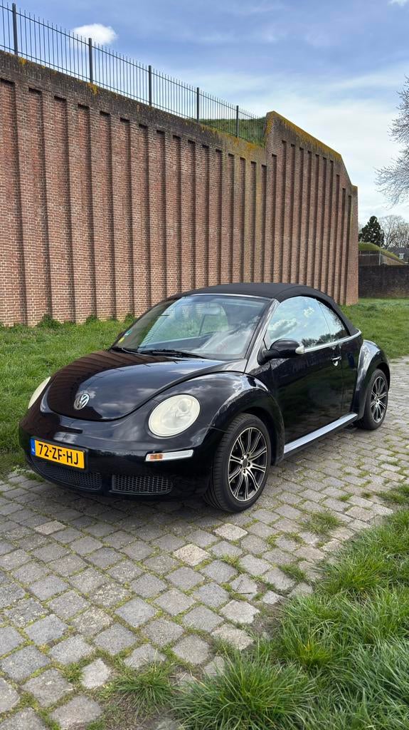 Volkswagen Beetle (Kever) 1.6 Cabriolet 2008 Zwart, Auto's, 4 cilinders, Cabriolet, 4 stoelen, Zwart