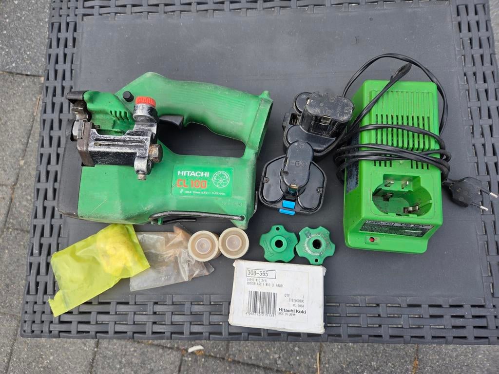 Hitachi draadeind knipper (CL 10D), Doe-het-zelf en Verbouw, Ophalen, Gebruikt