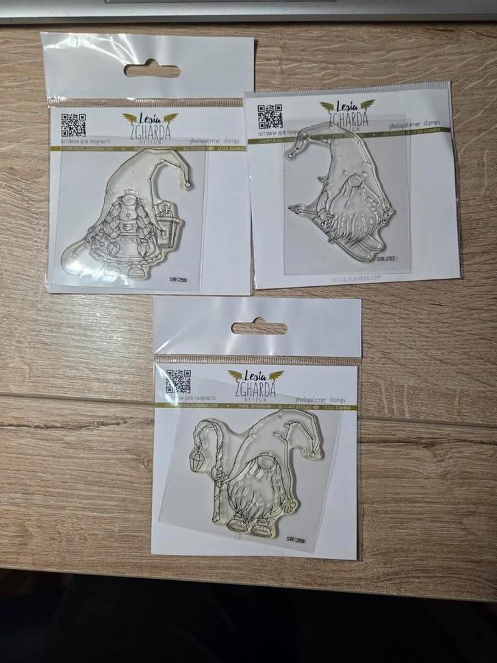 stempelset Lesia Zgharda Gnomes, Hobby en Vrije tijd, Stempelen, Nieuw, Clearstamp, Ophalen of Verzenden
