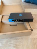 Linksys LGS105p netwerk switch, Computers en Software, Netwerk switches, Ophalen of Verzenden, Nieuw