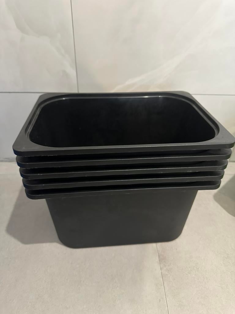 5 zwarte ikea trofast bakken medium, Tuin en Terras, Bloembakken en Plantenbakken, Ophalen, Kunststof, Minder dan 30 cm, Rond