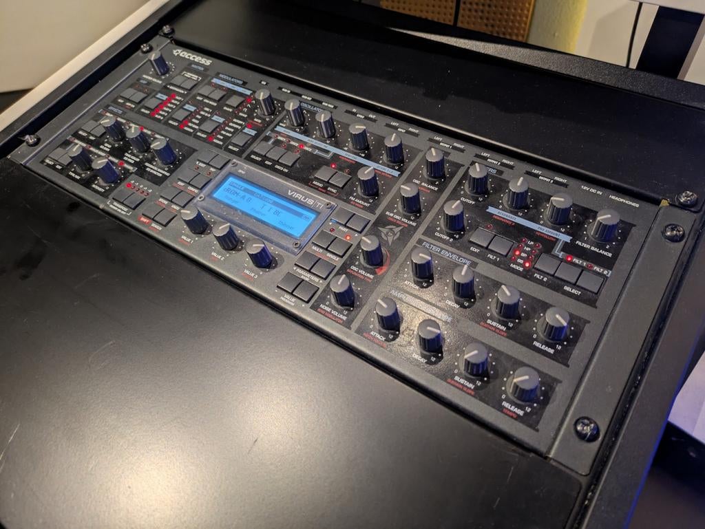 Access Virus TI - Zo goed als nieuw, Muziek en Instrumenten, Ophalen of Verzenden, Zo goed als nieuw, Overige aantallen, Overige merken