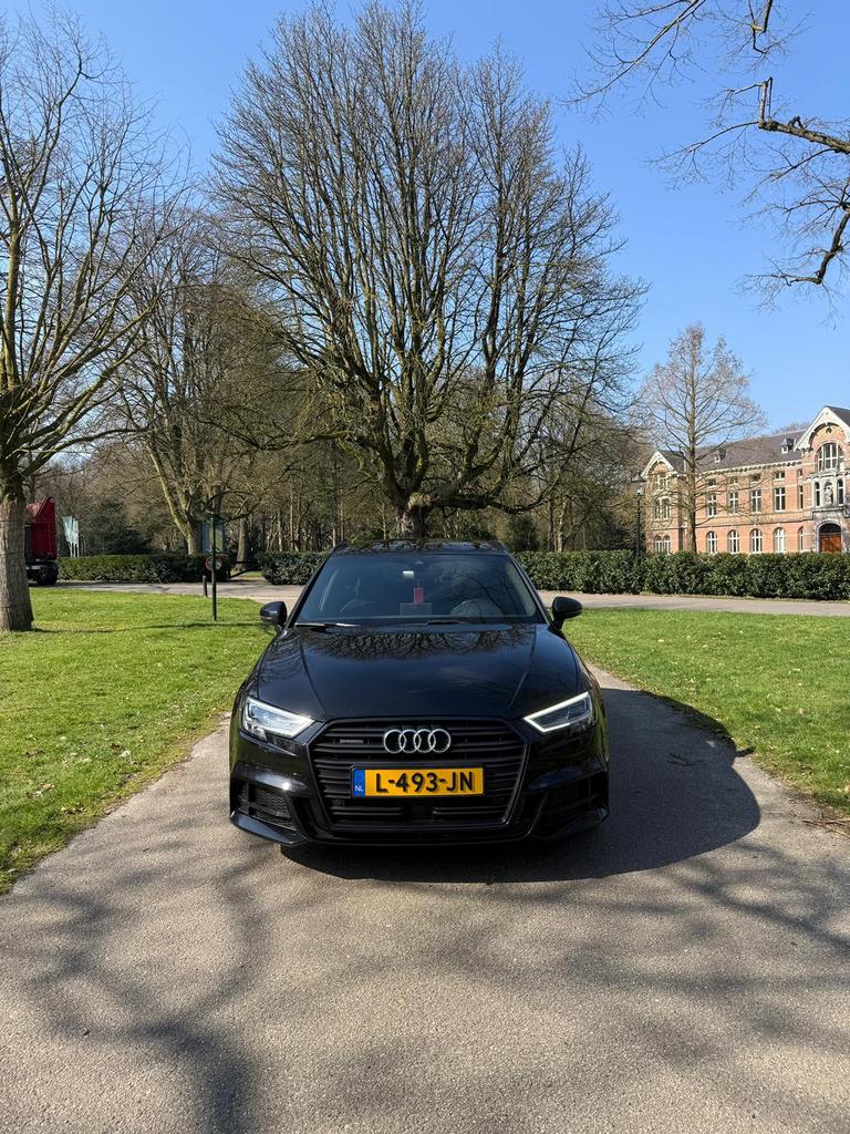 Audi A3 40 TFSI 2.0 Quattro 270PK 2de eigenaar, Auto's, Automaat, Stof, 4 cilinders, Zwart