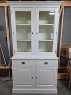 Witte buffetkast met gebruikerssporen, Gebruikt, Ophalen of Verzenden, 25 tot 50 cm, Met deur(en)