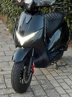 AGM Valexim 2022 | Geel kenteken | Compleet, Ophalen, Zo goed als nieuw, Benzine