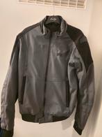 Richa motor jas, Ophalen