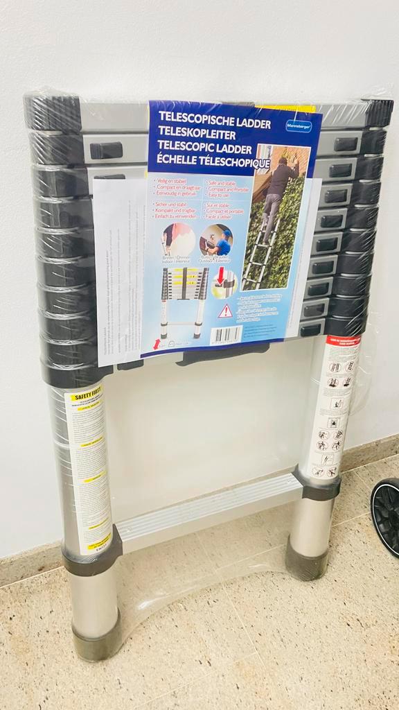 Telescopische ladder, Doe-het-zelf en Verbouw, Ladders en Trappen, Nieuw, Ladder, 2 tot 4 meter, Opvouwbaar of Inschuifbaar, Ophalen of Verzenden