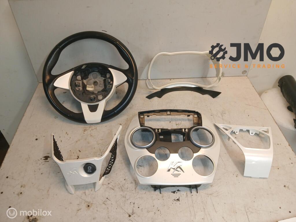 Stuurwiel en Dashboard-kappen Ford Ka Titanium 2008-2016, Gebruikt, Ford, Ophalen of Verzenden, Ford