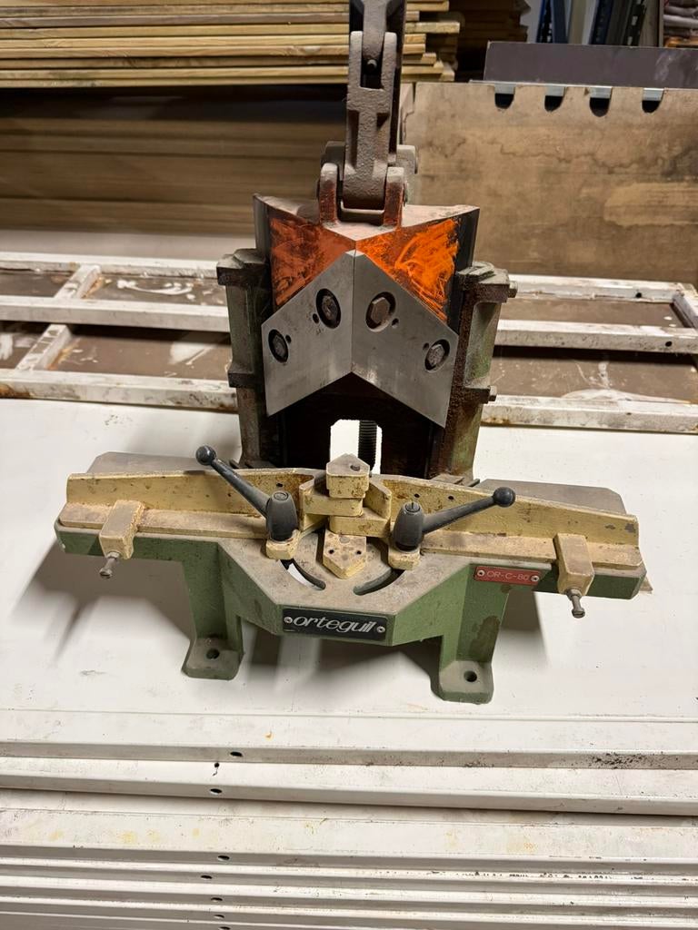 Ortegu verstekschaar / hoekknipper – profi – OR-C-80, Ophalen of Verzenden, Zo goed als nieuw