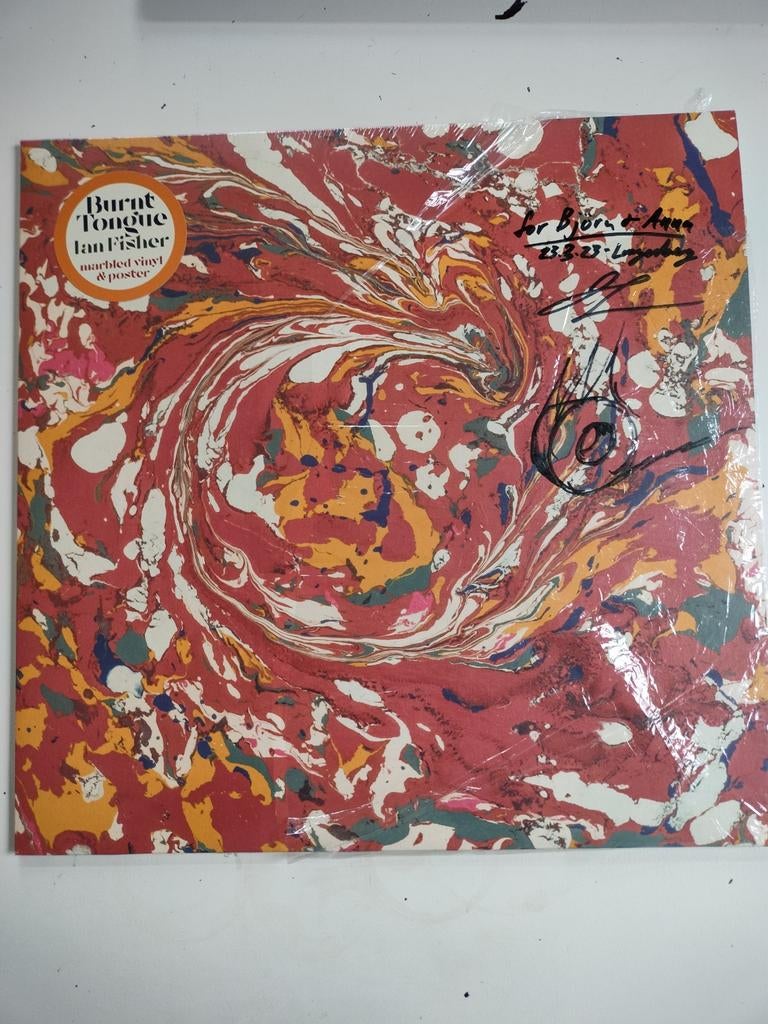 Indie folk rock IAN FISHER : BURNT TONGUE gesigneerde lp, Cd's en Dvd's, Vinyl | Rock, Zo goed als nieuw, Singer-songwriter, 2020 tot heden