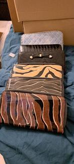 Partij Portemonnee met rits. Strepen motief 3x kleuren, Ophalen of Verzenden, Nieuw, Overige kleuren