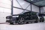 Volvo V60 2.0 T8 Recharge AWD R-Design | Massage | Stoelkoel, Automaat, Gebruikt, 4 cilinders, Zwart