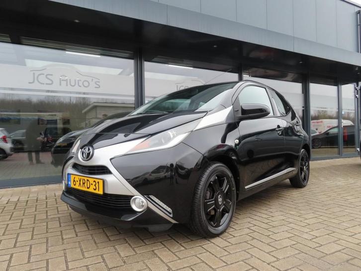Toyota AYGO 1.0 VVT-I X-Clusiv Ecc Cruise Camera Navi 2014, Auto's, Toyota, Bedrijf, Aygo, ABS, Airbags, Centrale vergrendeling