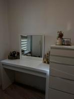 Make-uptafel met spiegel en ladekast – witte set – €150, Huis en Inrichting, Bureaus, Ophalen, Zo goed als nieuw