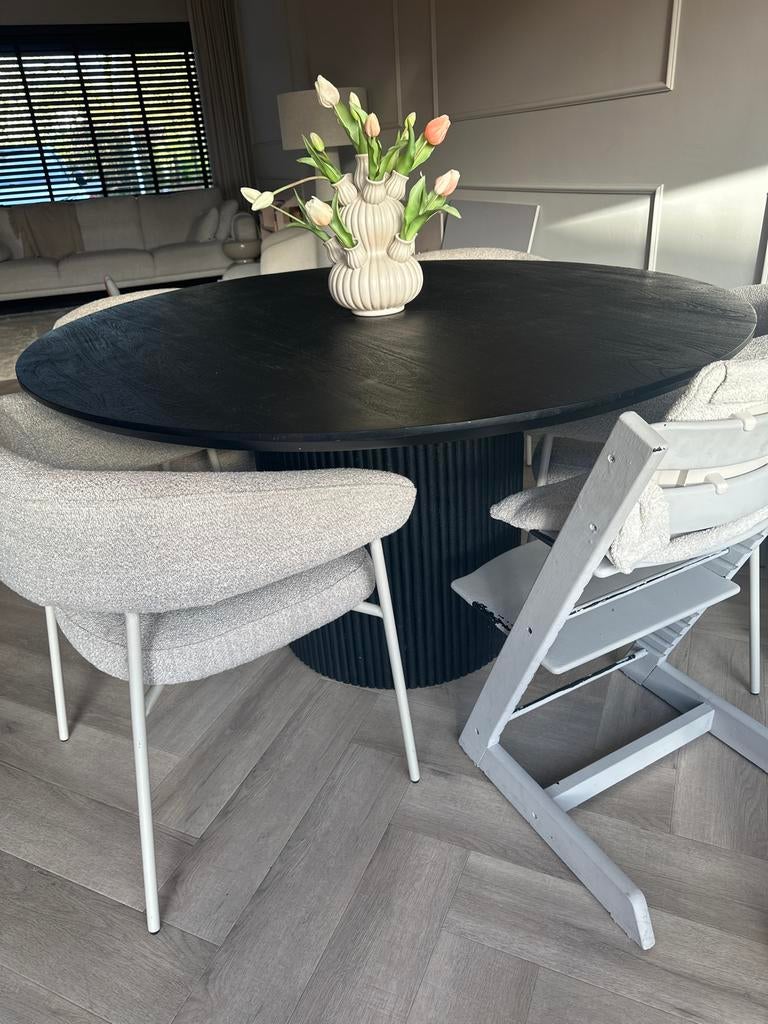 Zwarte ronde eettafel 140 cm diameter, Ophalen, Gebruikt, 100 tot 150 cm, Rond