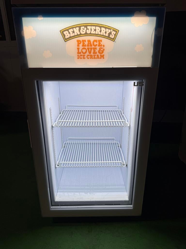 Ben & Jerry's Mini Koelkast - Perfect voor IJsliefhebbers, Minder dan 45 cm, Minder dan 75 liter, Ophalen, 85 tot 120 cm