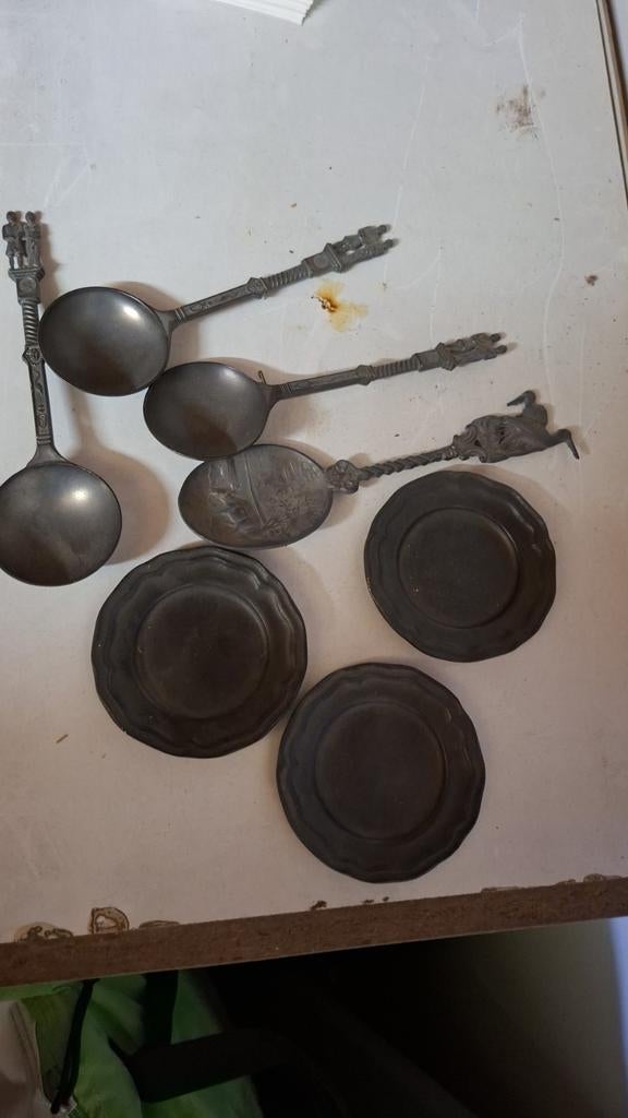 Antieke tinnen lepels en bordjes set, Antiek en Kunst, Antiek | Tin, Ophalen of Verzenden