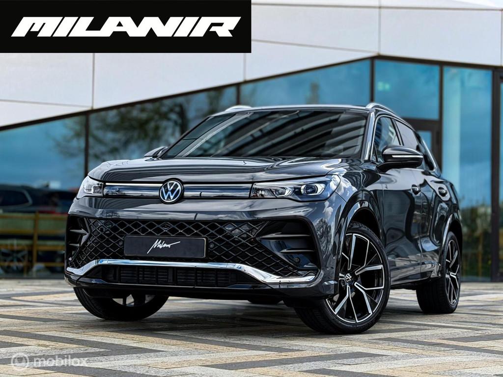Volkswagen Tiguan 1.5 eTSI R-Line |Pano|Massage|Koeling|Leer, Verwarming stoelen achter, 4 cilinders, 150 pk, Leder