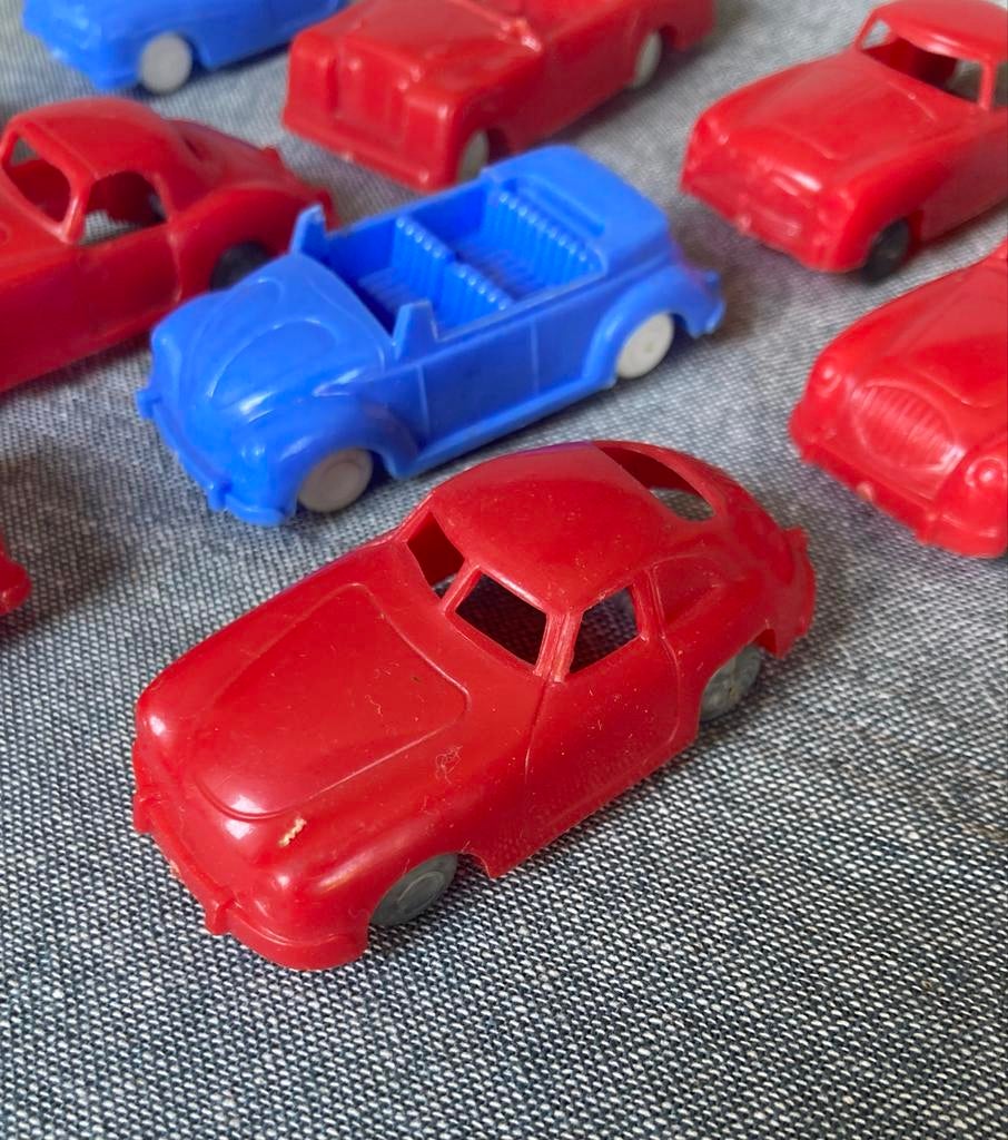 Vintage plastic speelgoedauto's - set van 9, Ophalen of Verzenden, Gebruikt