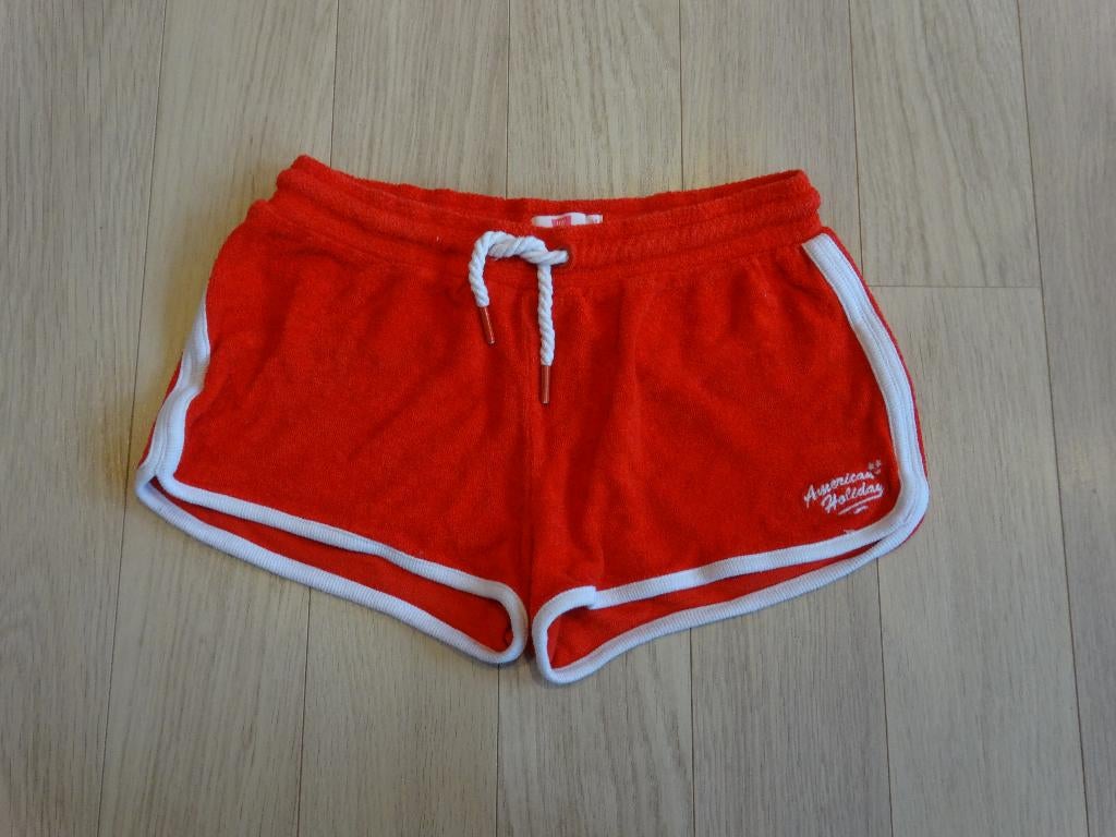 Korte broek HEMA mt 146-152, Kinderen en Baby's, Kinderkleding | Maat 146, Ophalen of Verzenden, Zo goed als nieuw, Meisje, Broek