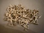 Zandkleurige magere plastic soldaatjes militairen soldaten, Hobby en Vrije tijd, Modelbouw | Figuren en Diorama's, Ophalen of Verzenden