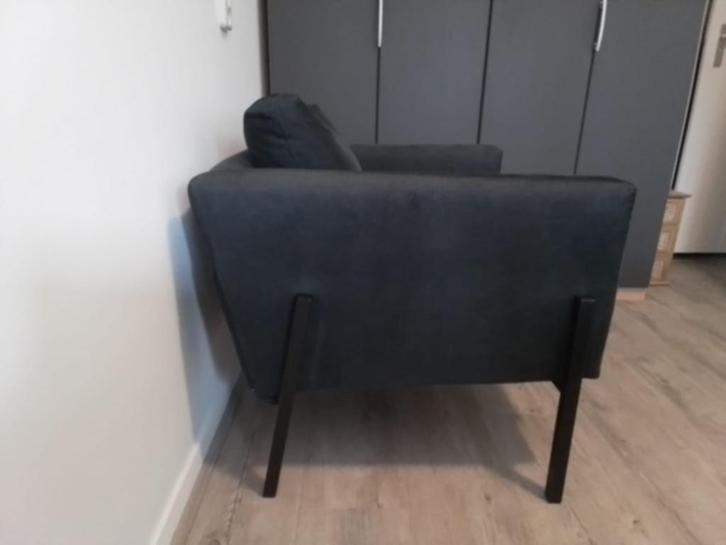 2 X IKEA Koarp Fauteuil Nachtblauw - Zo goed als nieuw, Huis en Inrichting, Fauteuils, Zo goed als nieuw, Stof, 75 tot 100 cm