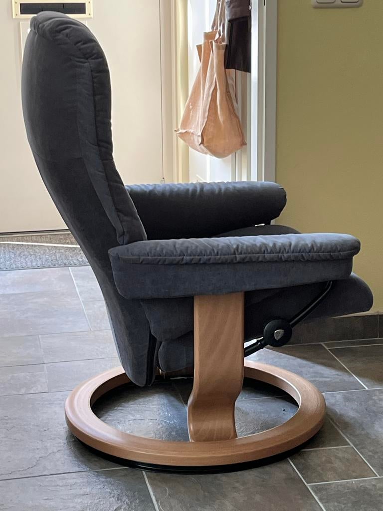 2 Blauwe Stresles Stoelen - Comfortabele Fauteuils, Huis en Inrichting, Stoelen, Ophalen, Gebruikt, Twee, Blauw