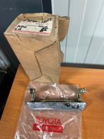 Toyota corolla ke10 ke11 achter deurklink nieuw 69240-19015, Ophalen of Verzenden
