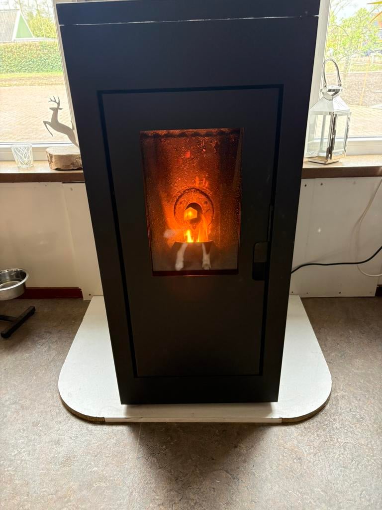 Next gen palletkachel 9kw, Huis en Inrichting, Ophalen, Overige brandstoffen, Zo goed als nieuw, Pelletkachel