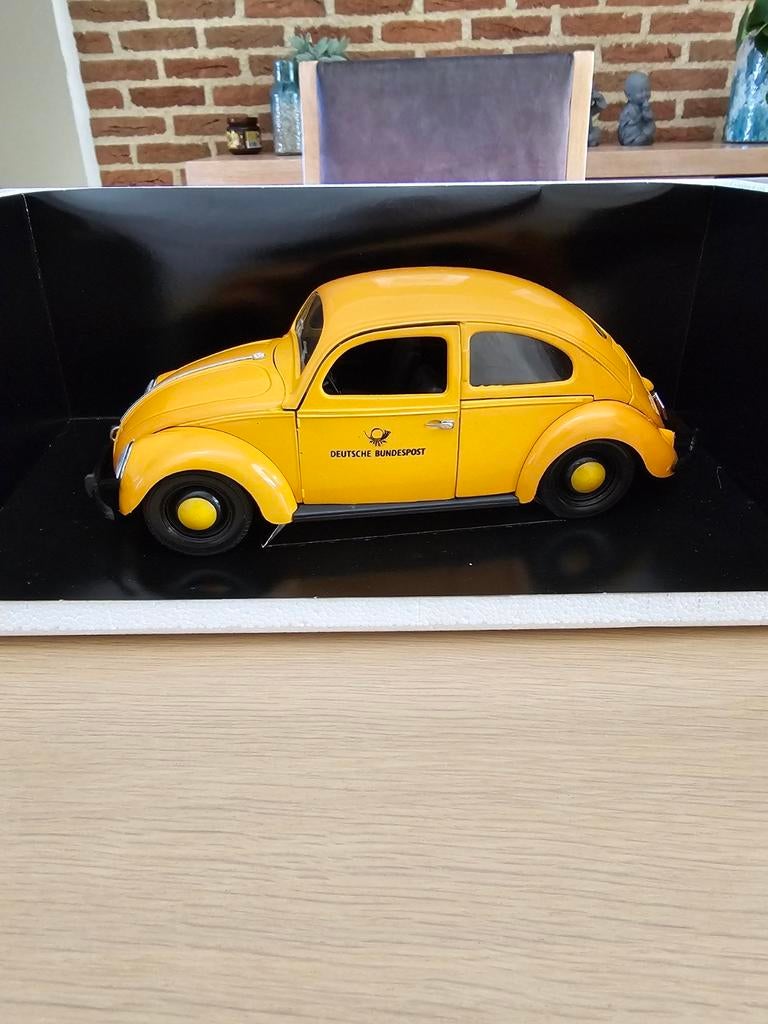 TE KOOP MOOIE SOLIDO VOLKSWAGEN KAFER SCHAAL1:17, Hobby en Vrije tijd, Modelauto's | 1:18, Ophalen of Verzenden, Zo goed als nieuw