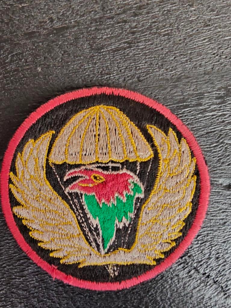 Patch , US Army  Airborne VII Corps LRRP Recon Company.... u, Verzamelen, Ophalen of Verzenden, Landmacht, Amerika, Embleem of Badge