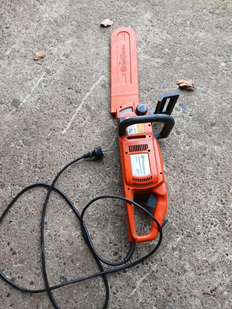 Keting  zaag, Ophalen, 1200 watt of meer, 70 mm of meer