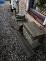Gebruikte betonnen terrastegels en opsluitbanden, Ophalen, Gebruikt, Minder dan 5 m², Beton