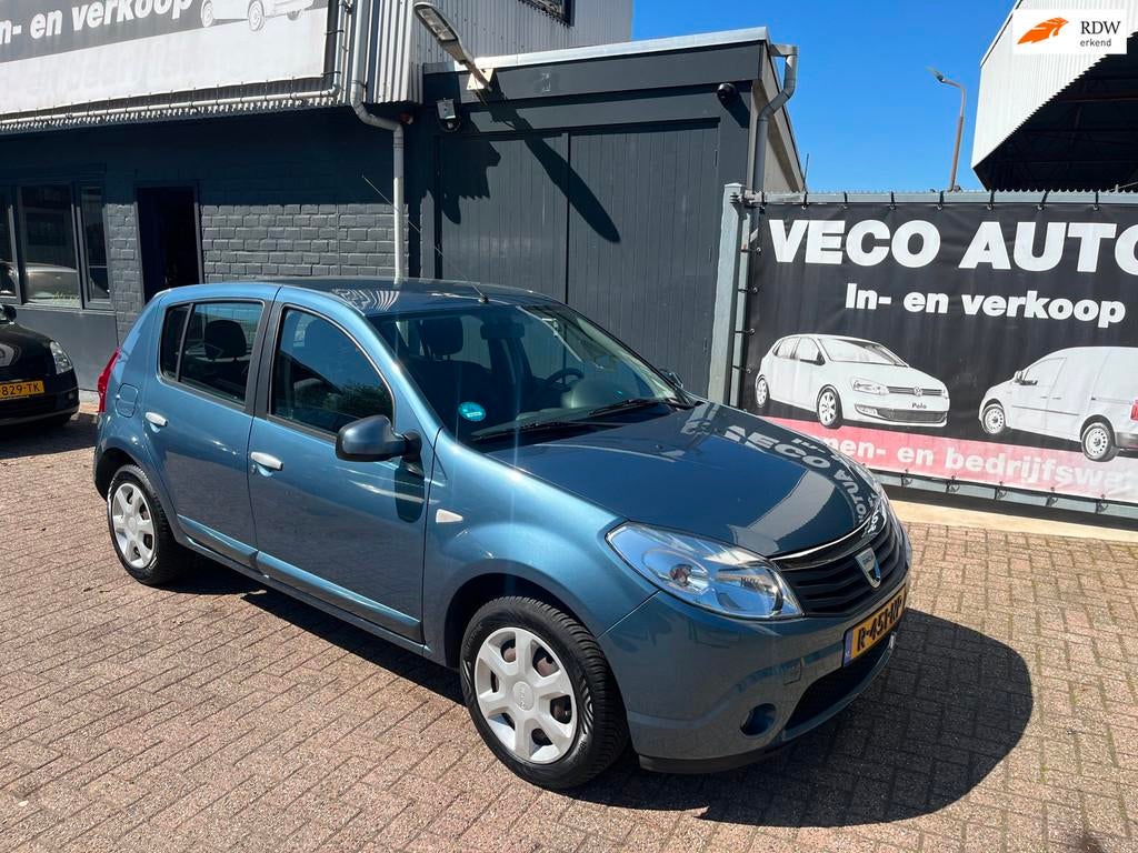 Dacia Sandero 1.4 Lauréate airco nette auto, Auto's, Dacia, Voorwielaandrijving, 1011 kg, 4 cilinders, Blauw
