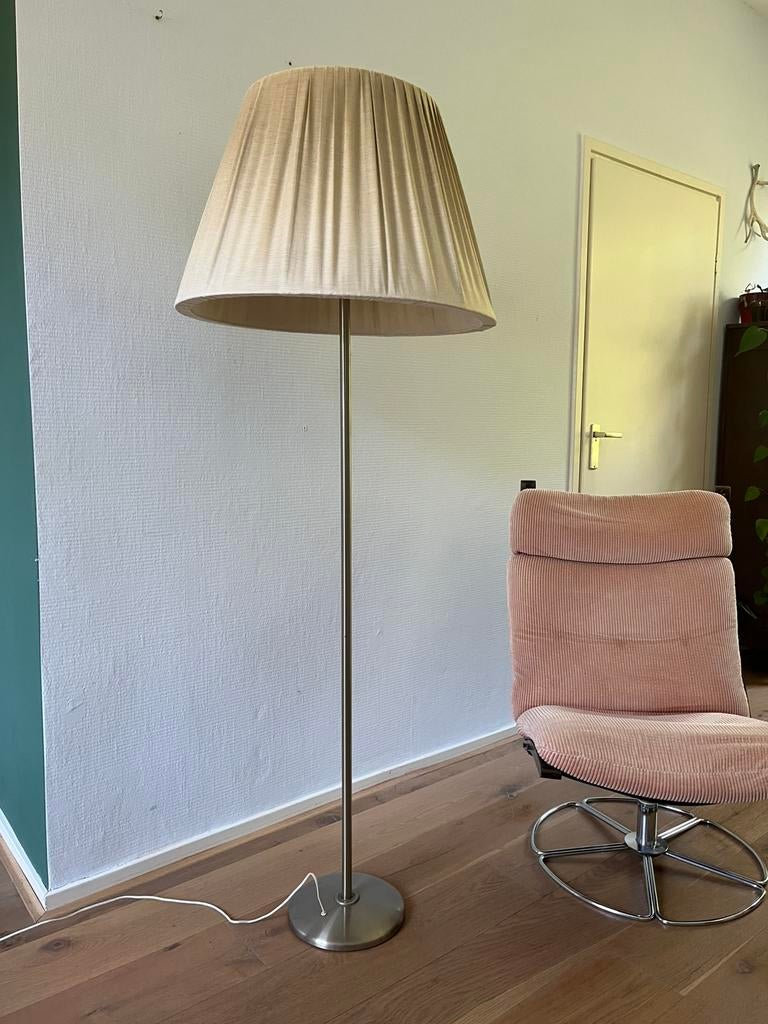 Staande schemerlamp, Gispen, metaal, rvs, wit, Huis en Inrichting, Ophalen, Gebruikt, Vintage, strak, modern, Stof