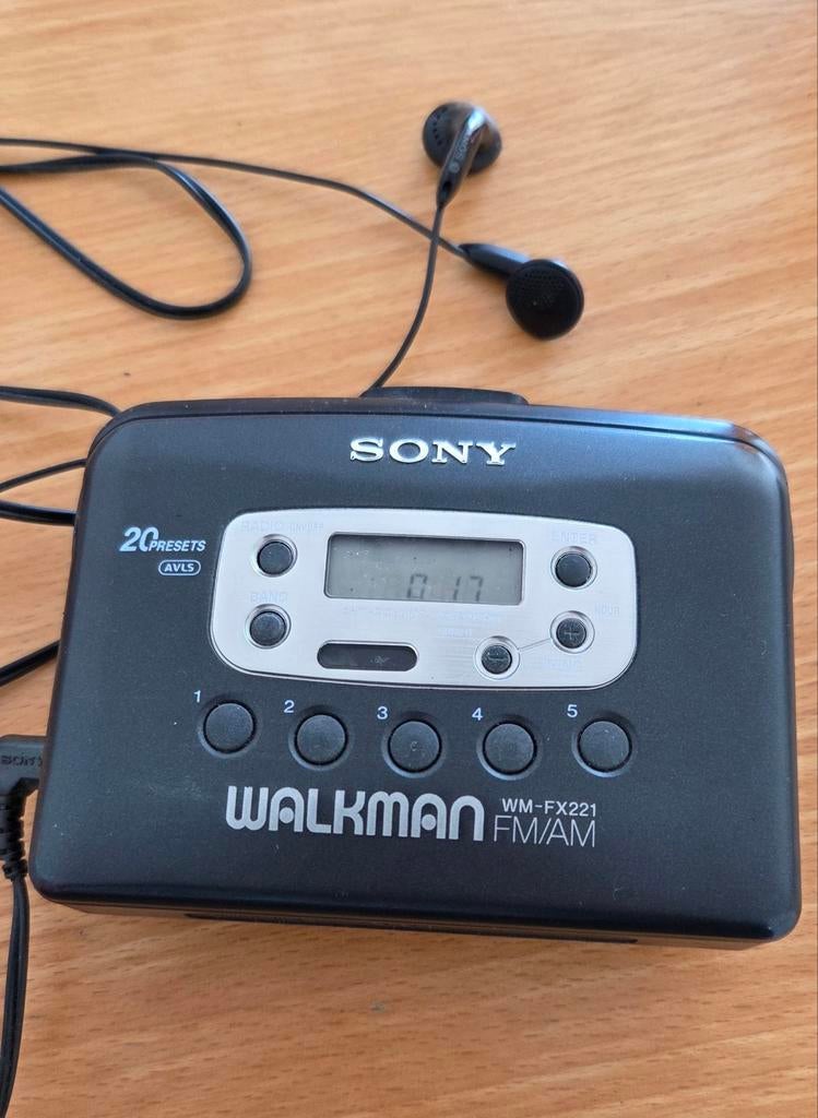 Sony Walkman WM-FX221 met FM/AM radio en oordopjes, Ophalen, Walkman