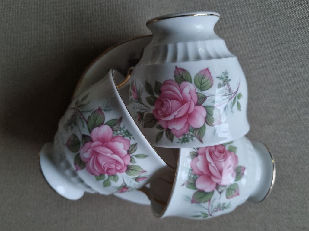 Engelse kop en schotels, Ophalen, Overige materialen, Zo goed als nieuw, Overige stijlen