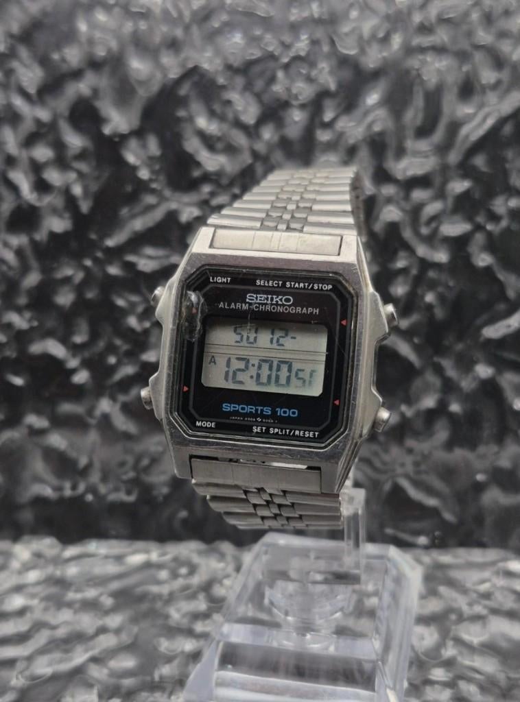 Seiko Sports 100 Ref. A904-509A Vintage Alarm Quartz, Zwart, Ophalen of Verzenden, Android, Seiko