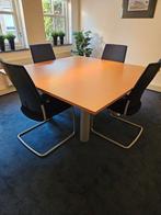 Stoelen met tafel, Ophalen, Gebruikt, Blauw, Vier